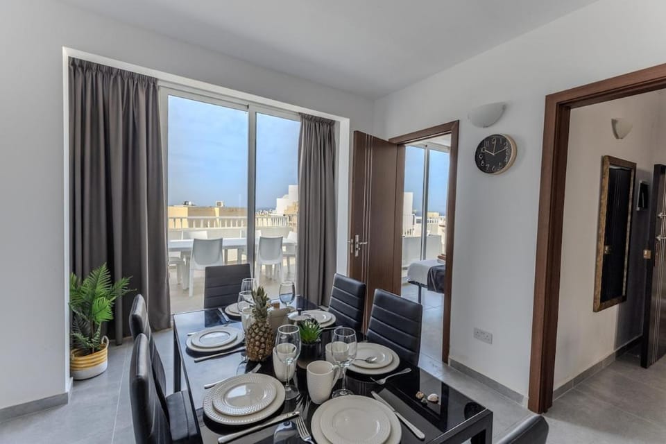 Luigi penthouse Apartment in Saint Paul's Bay