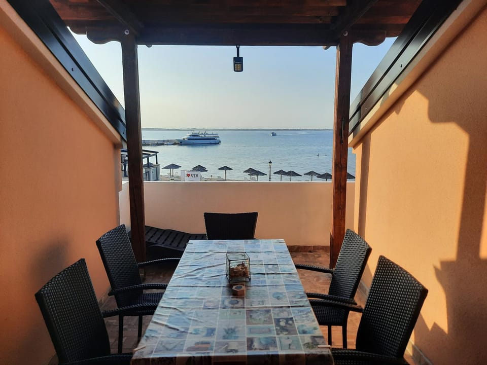 Balcony/Terrace, Seating area, Sea view