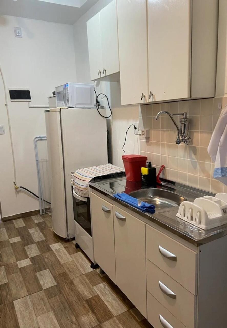 77 Apartamento perto do Hospital Vera Cruz, Materdei e MPMG, cozinha, máquina de lavar e vaga de garagem Apartment in Belo Horizonte