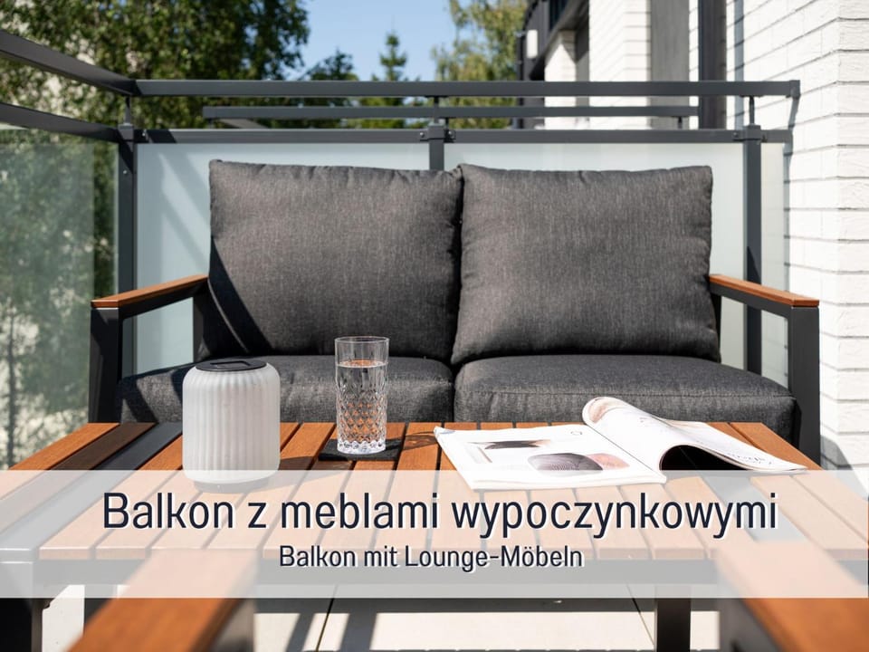 Balcony/Terrace, furniture