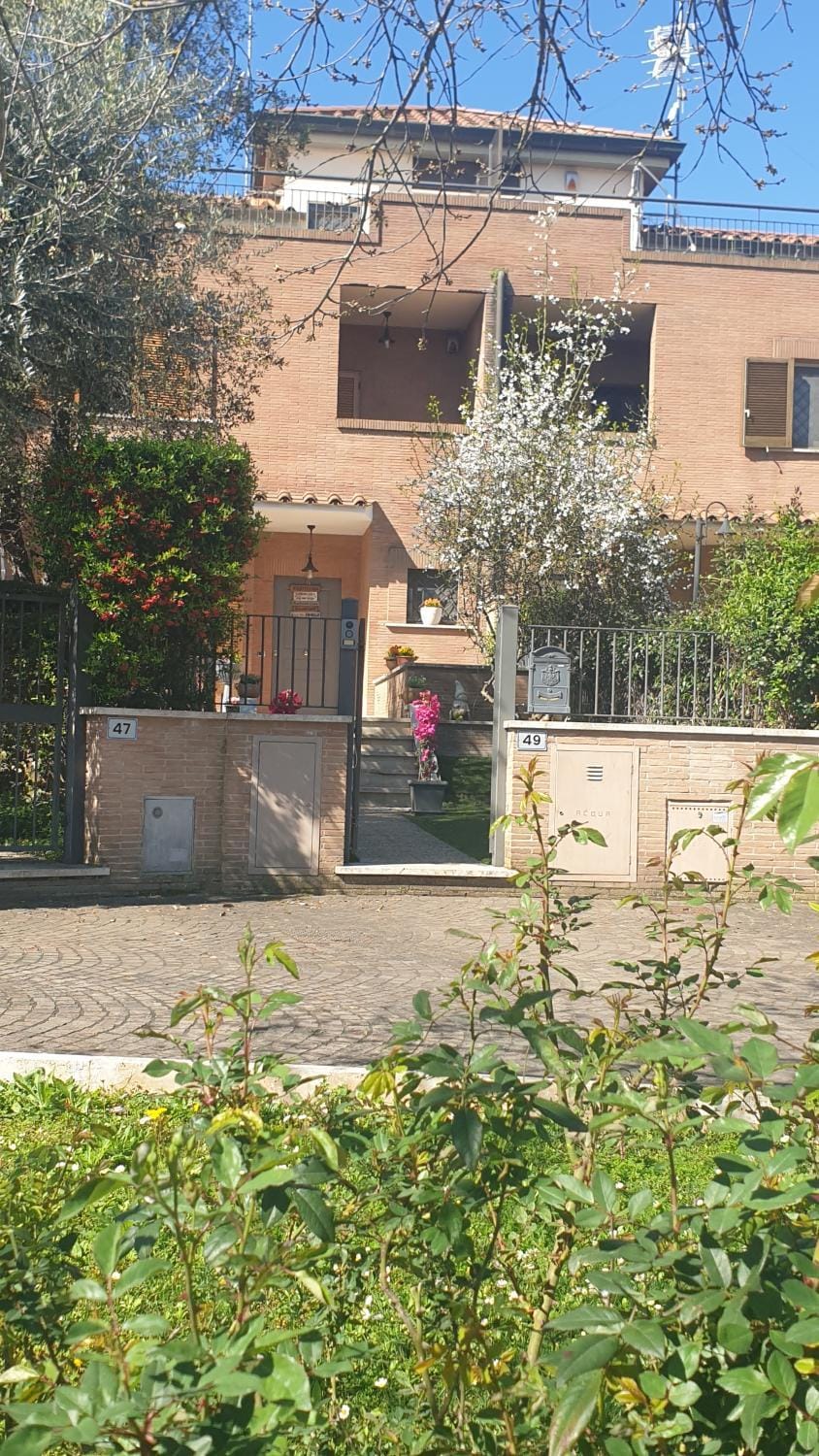 Villa Domus Roma Bed and Breakfast in Rome
