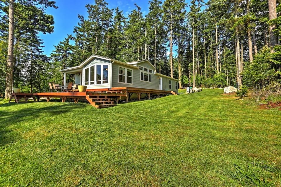 TideAway Farm on Private Island! Escape & Indulge Mother Nature! House in Washington