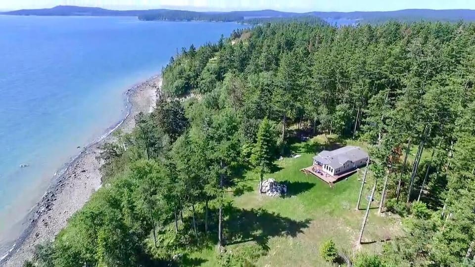 TideAway Farm on Private Island! Escape & Indulge Mother Nature! House in Washington