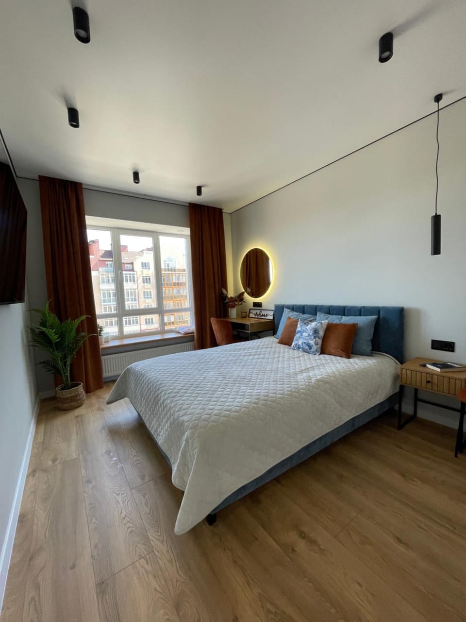 Photo of the whole room