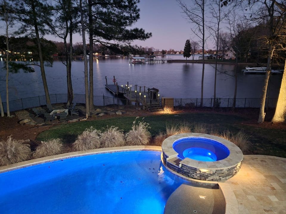 Paradise Cove House in Westport