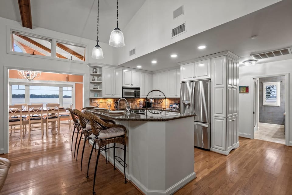 Sunset Pointe House in Lake Norman