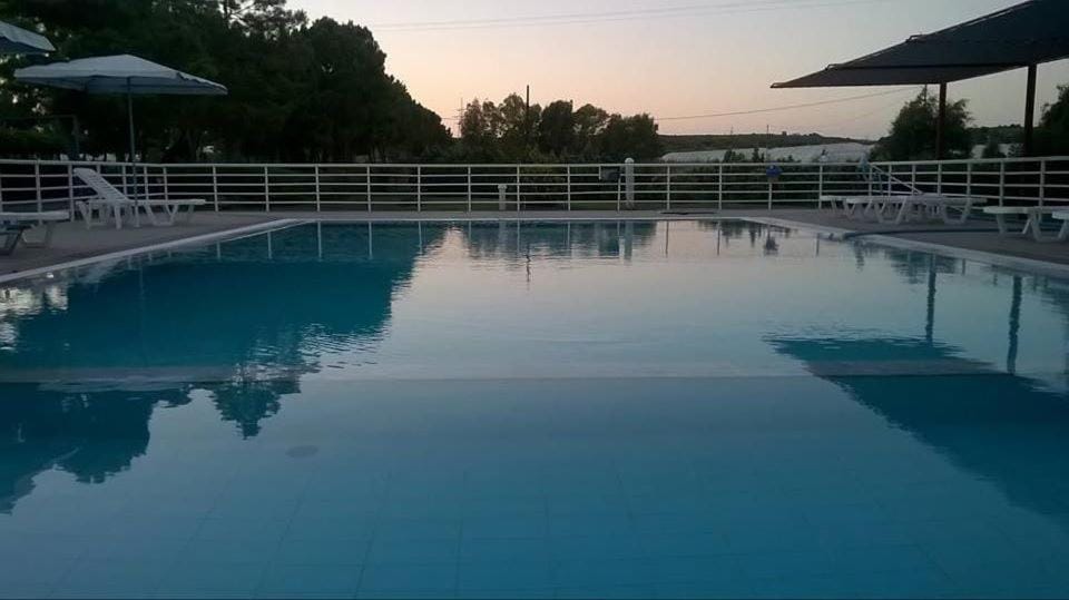 Swimming pool