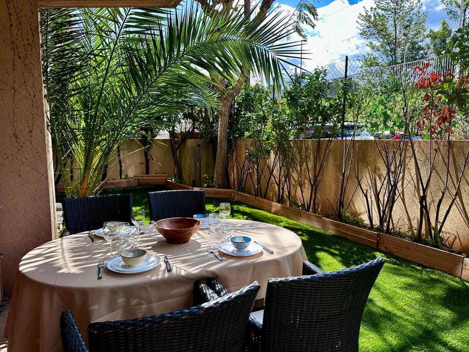 CAP THALASSA - Beau 2P - Piscine - Parking - AC Apartment in Roquebrune-Cap-Martin