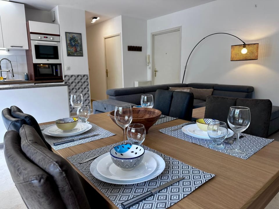 CAP THALASSA - Beau 2P - Piscine - Parking - AC Apartment in Roquebrune-Cap-Martin