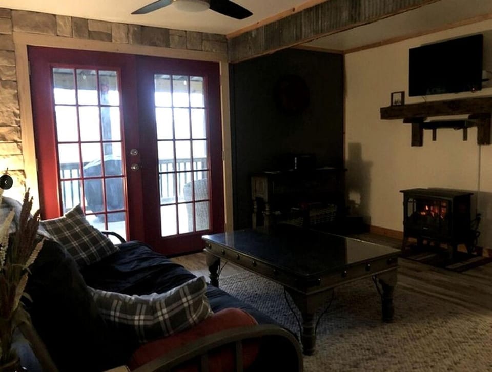 Cozy Cabin Rental near Ozark National Forest for a Relaxing Weekend Getaway in Arkansas Cabin in Buffalo River