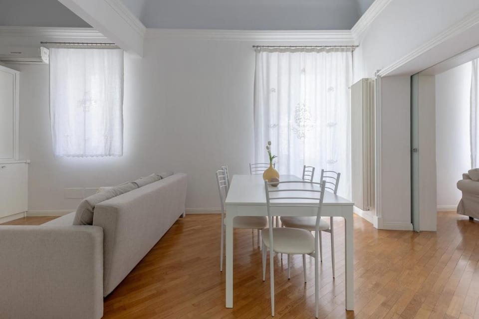 VE Apartment by My Temporary Home Apartment in Catania