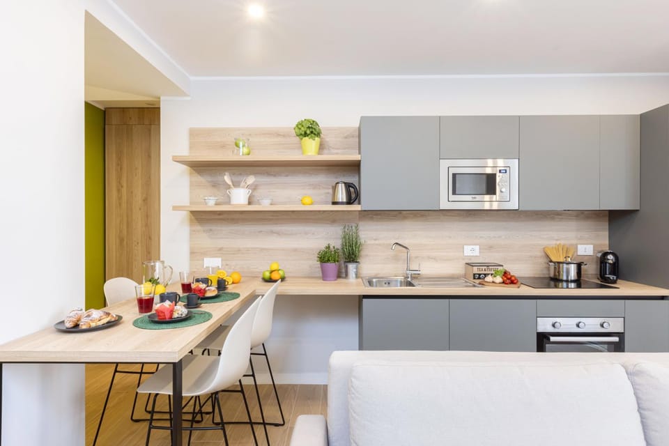 Coffee/tea facilities, Kitchen or kitchenette