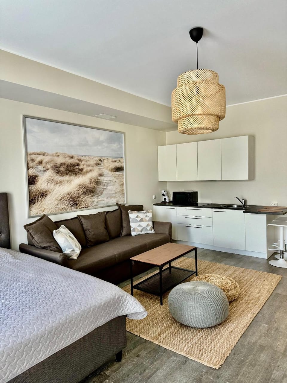 Kitchen or kitchenette, Seating area