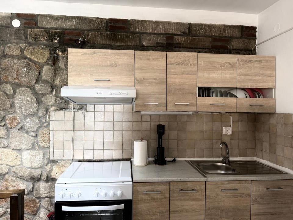 Stone house Vasilis House in Halkidiki