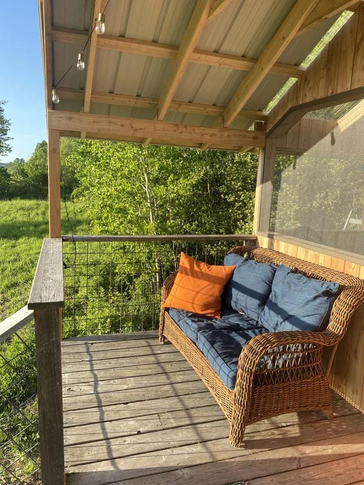 Gorgeous Finger Lakes Accommodation near Ithaca for Glamping in New York House in Pennsylvania