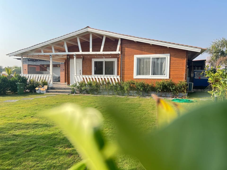 Kuku farm stay 3 bedroom wooden cottage with private pool at Moinabad Chalet in Hyderabad
