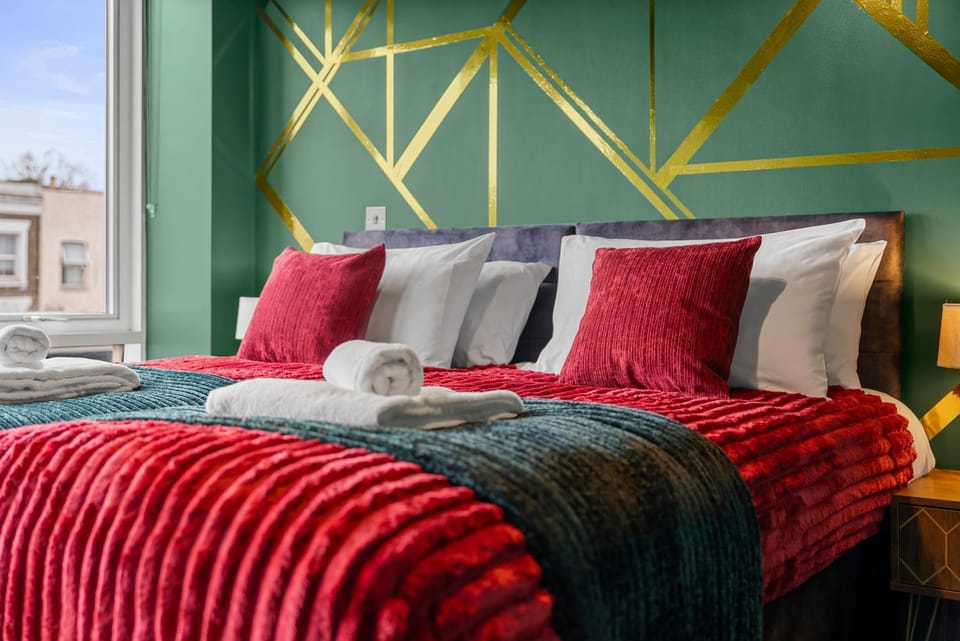 Bed, Bedroom