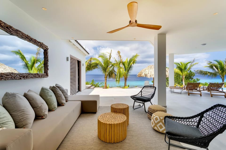 Seating area, Sea view