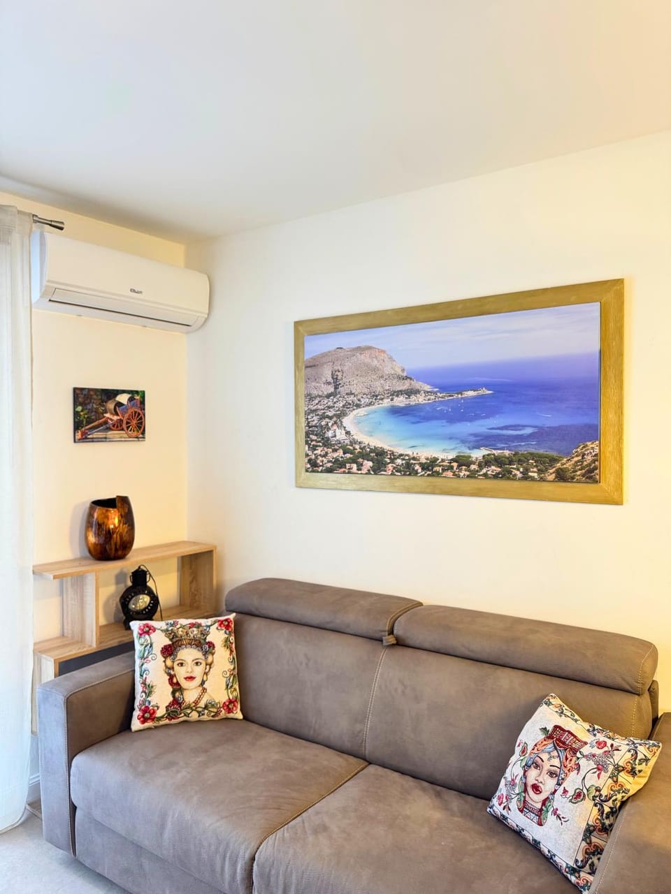 Helena Apartments Apartment in Palermo