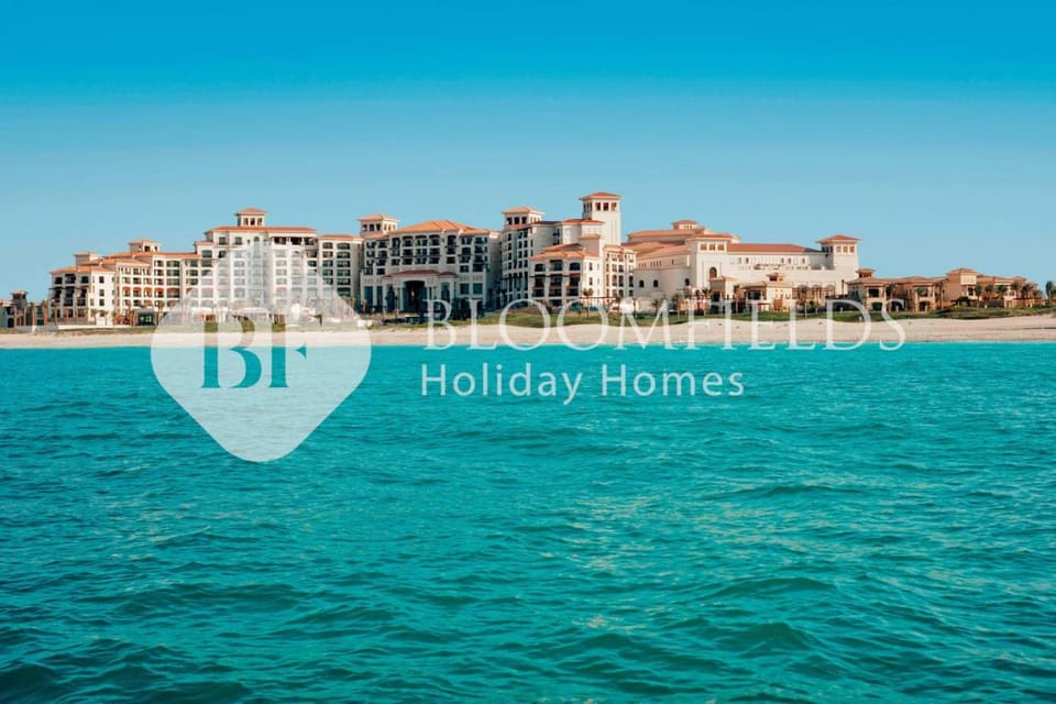 Bloomfields 1br St Regis in Saadiyat Apartment in Abu Dhabi