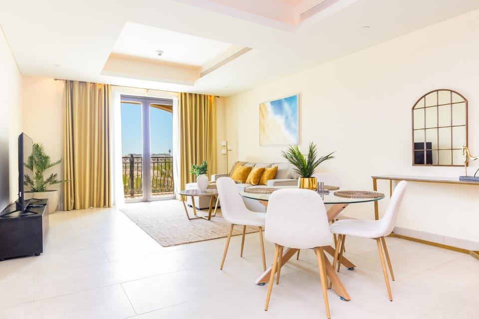 Bloomfields 1br St Regis in Saadiyat Apartment in Abu Dhabi