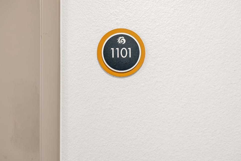 Simplicity At the Rim 1101 I Comfy 2 Bed 2 Bath Apartment in San Antonio