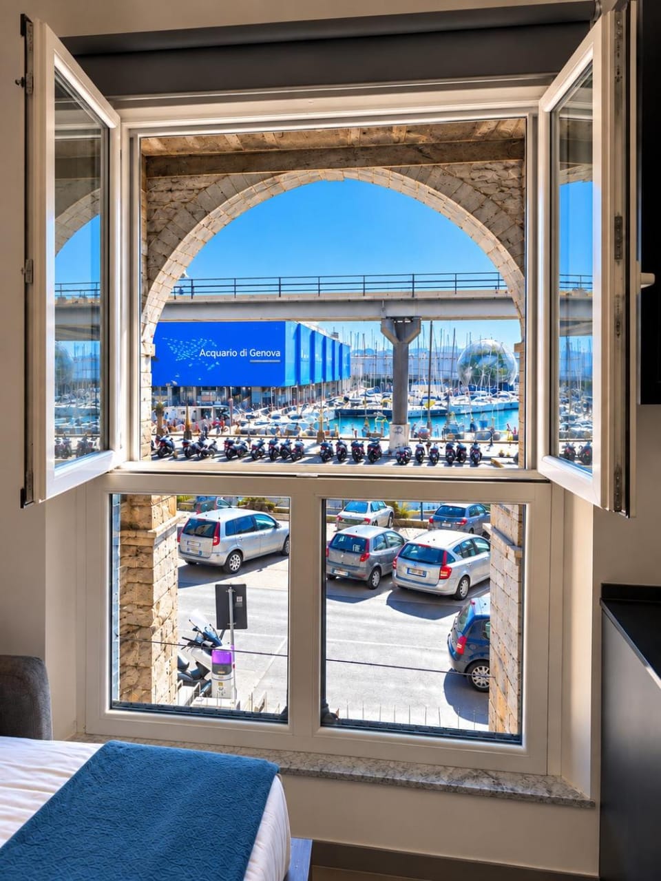 View (from property/room), City view, Sea view, Parking