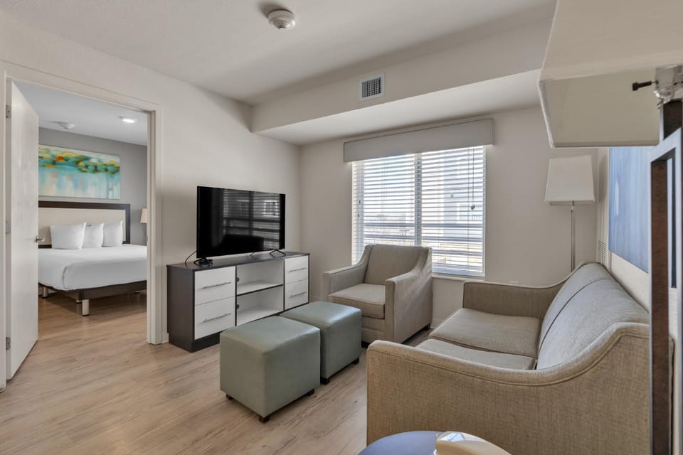 Simplicity At the Rim 1209 I Comfy 1 Bed 1 Bath Apartment in San Antonio
