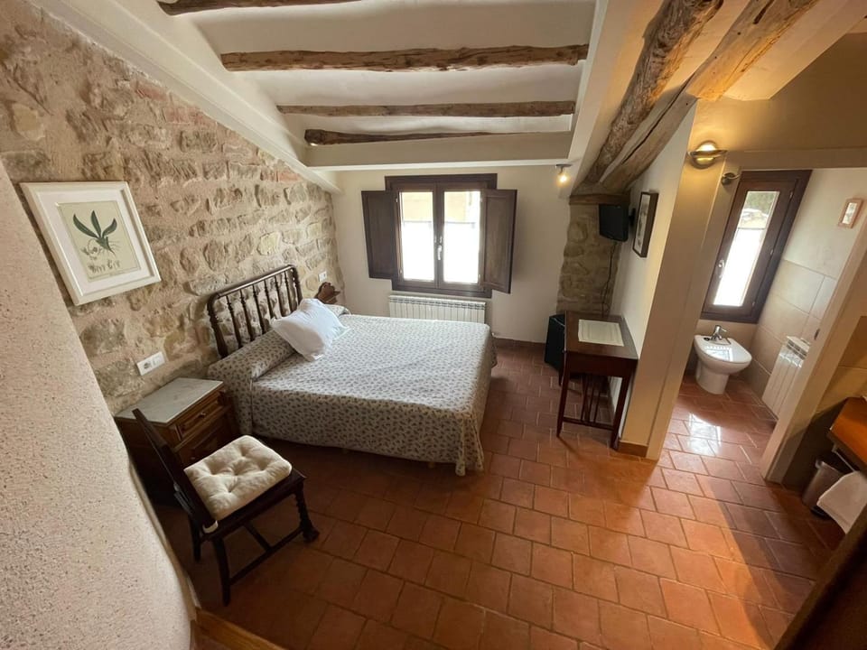 Torre Alta de Ram Bed and Breakfast in Aragon