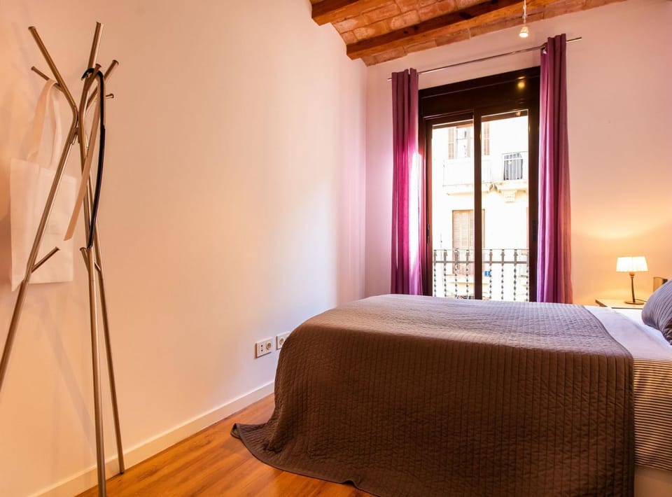 Tapioles · Lovely apartment in Poble Sec Apartment in Barcelona