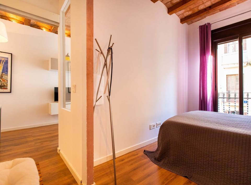 Tapioles · Lovely apartment in Poble Sec Apartment in Barcelona