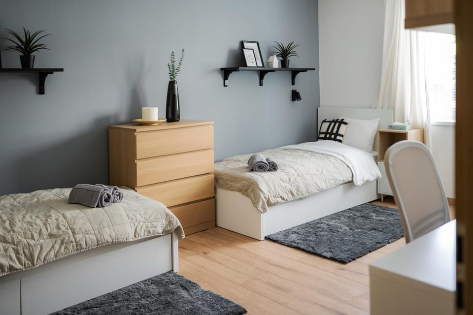 Bed, Photo of the whole room