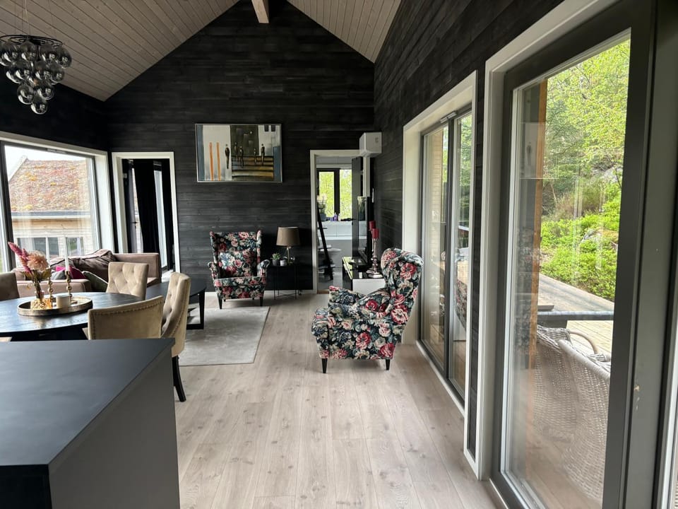Flott hytte på Bersagel nær sjø House in Rogaland
