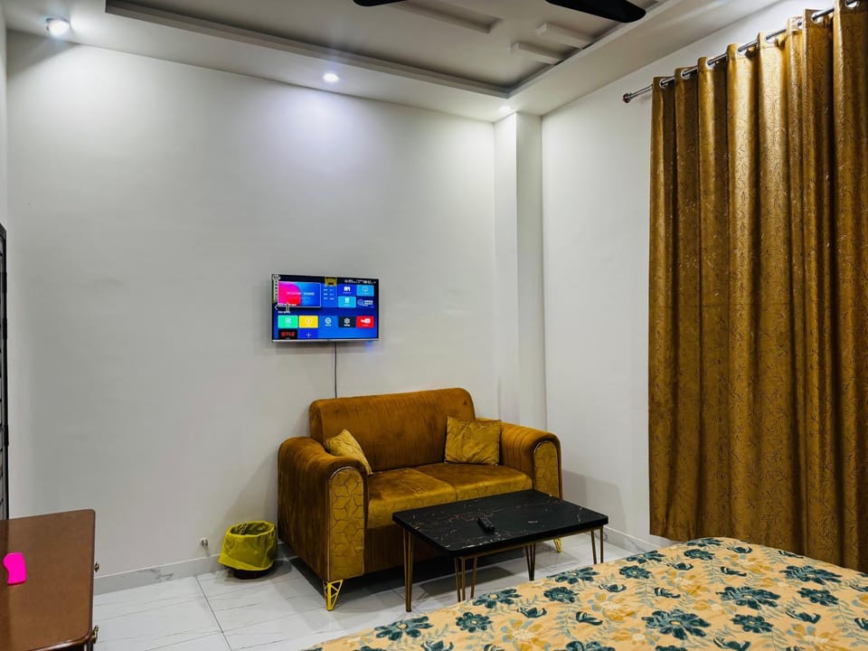 Supreme Apartments Apartment in Punjab
