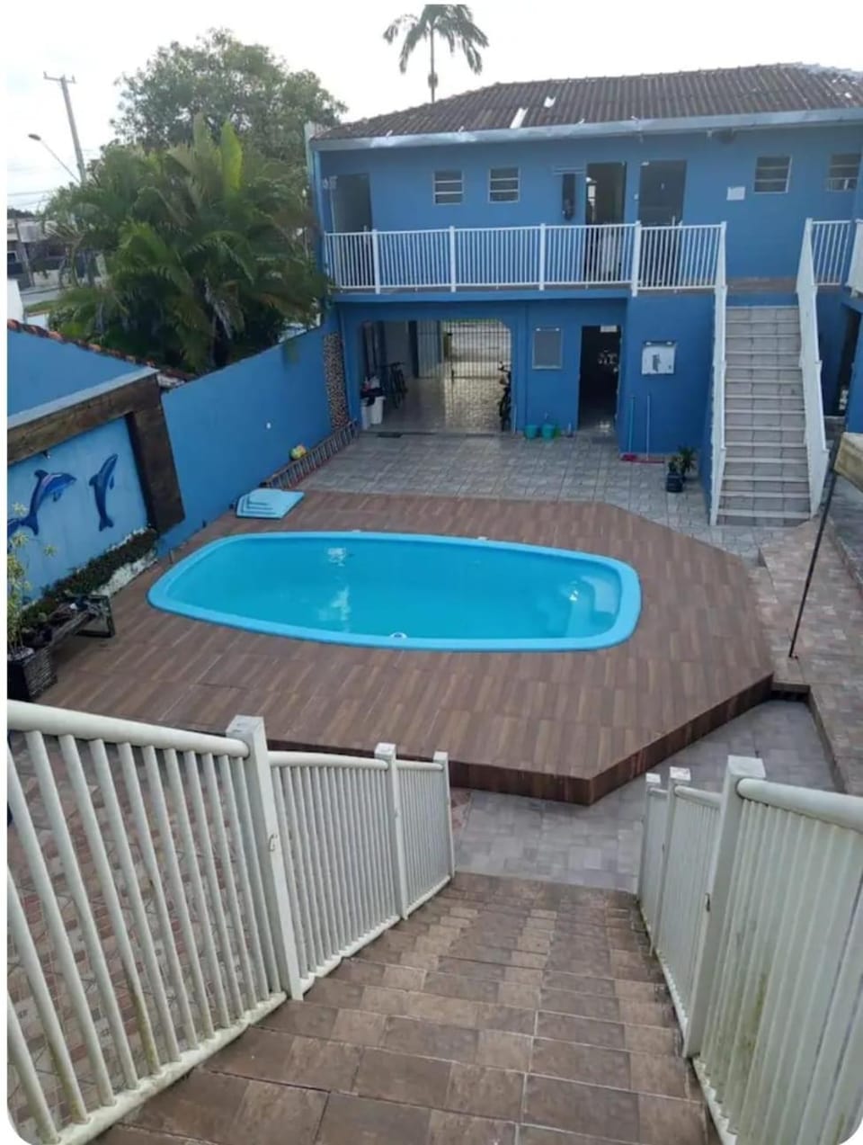 Swimming pool