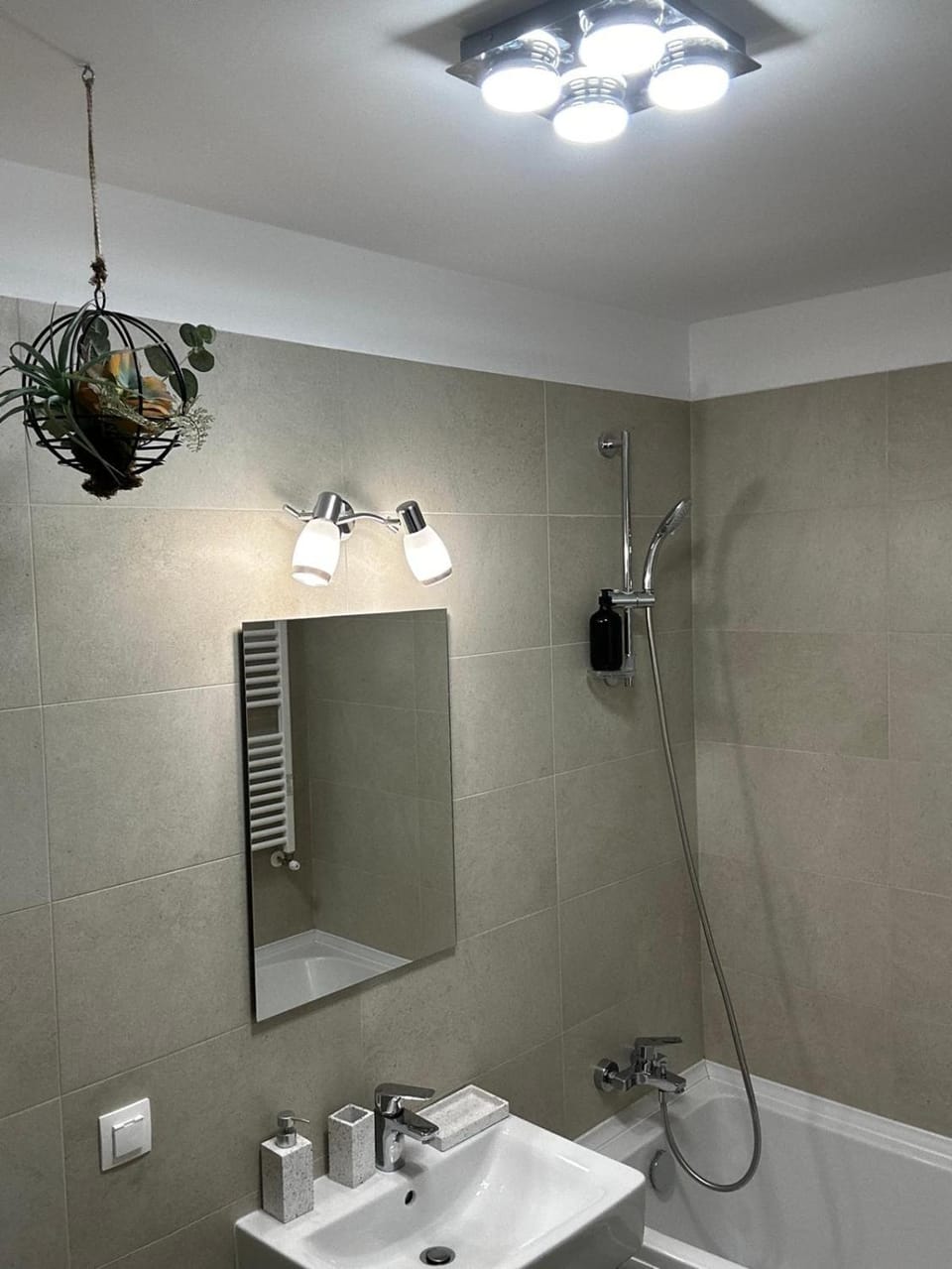 H pipera Apartment in Bucharest