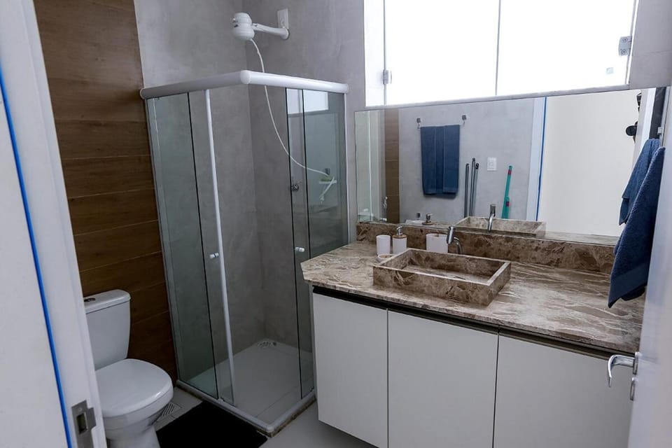 Shower, Bathroom, towels