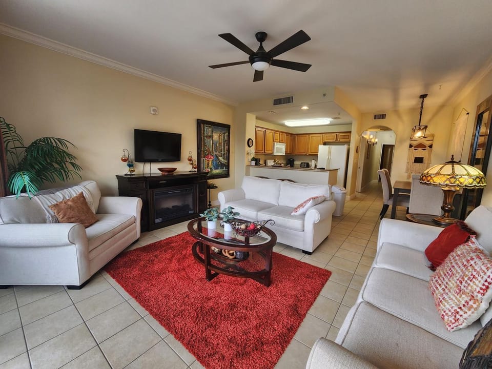 Orlando 1st Floor - 5 min Disney Apartment in Orlando