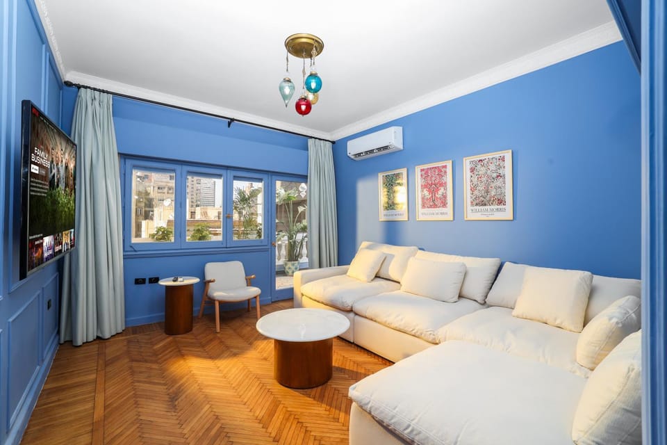 Luxurious 2BR in Downtown Cairo Apartment in Cairo