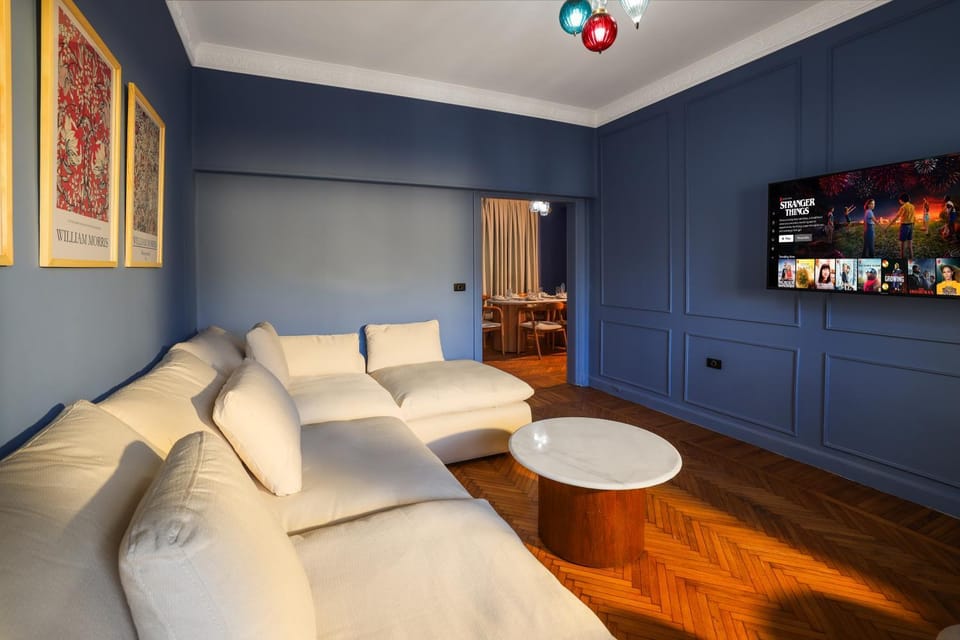 Luxurious 2BR in Downtown Cairo Apartment in Cairo