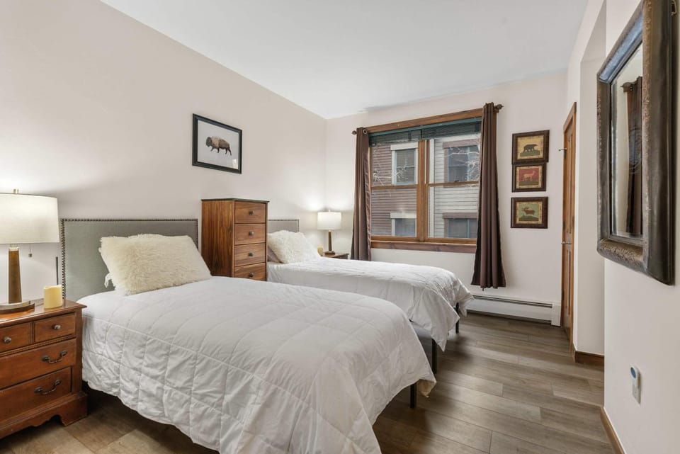 Breckenridge Townhome with Pool & Hot Tub House in Breckenridge