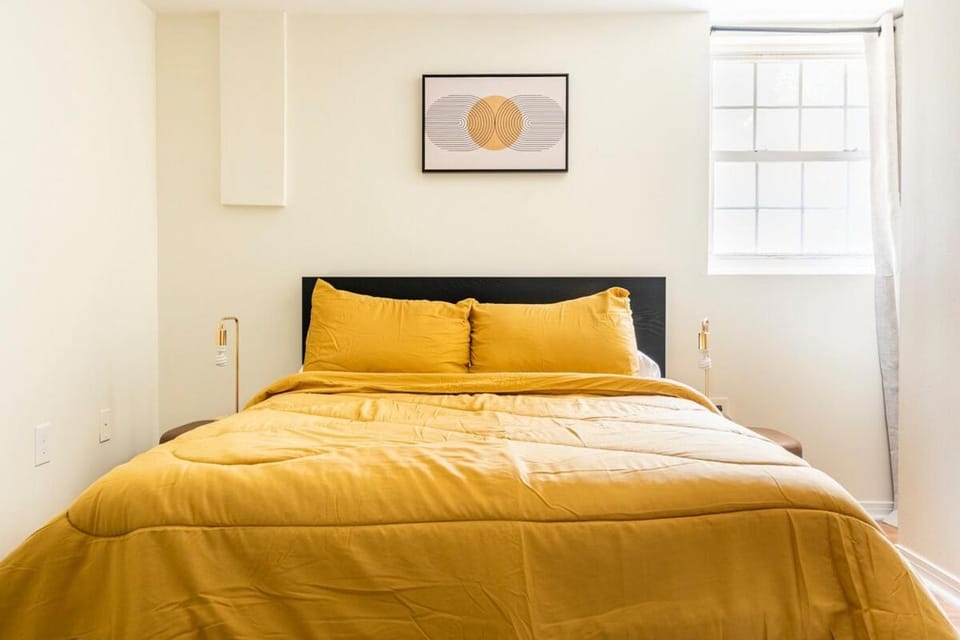 2BR Stay for Crews & Families Apartment in Elizabeth