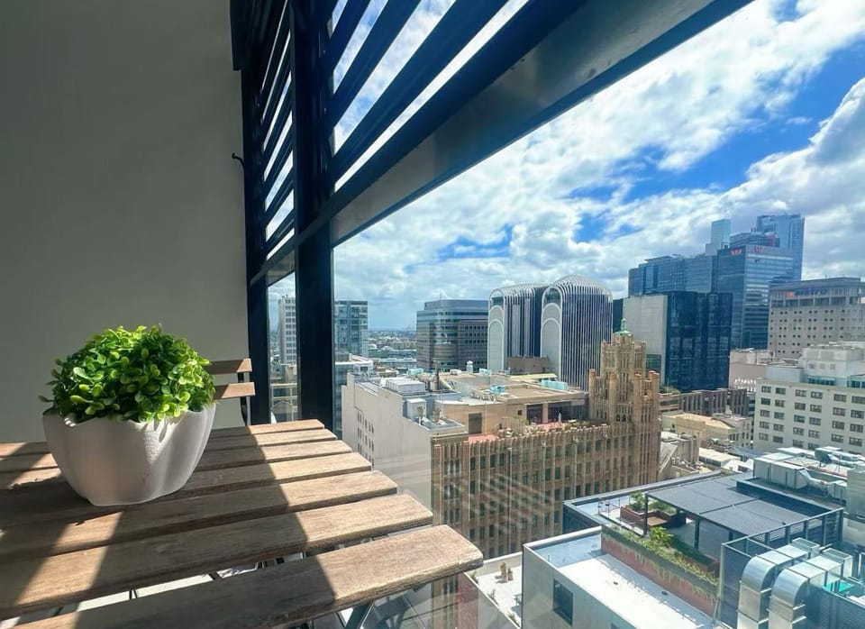 Balcony/Terrace, City view