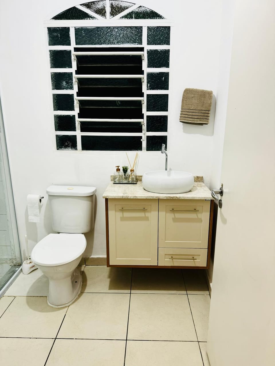 Quarto privativo no centro de Embu das Artes Apartment in Embu