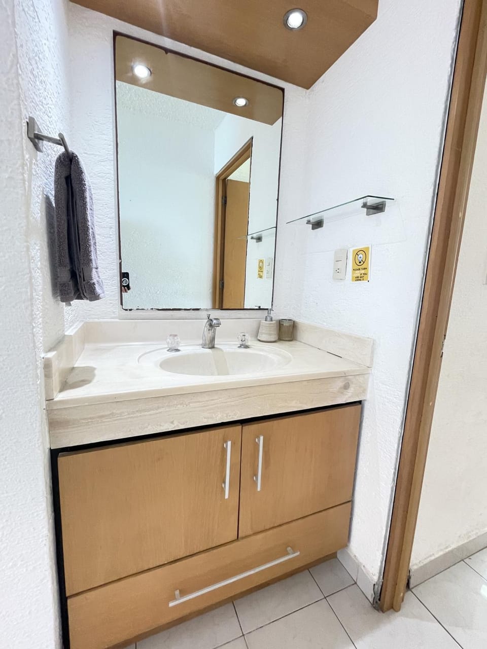 Shower, Bathroom, towels