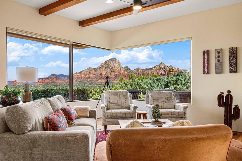 View (from property/room), Living room, Seating area, Mountain view