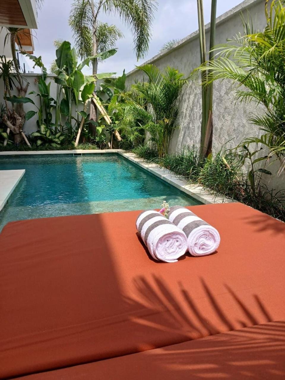 Villa Tok, 4 mins Walk to Beach Villa in North Kuta