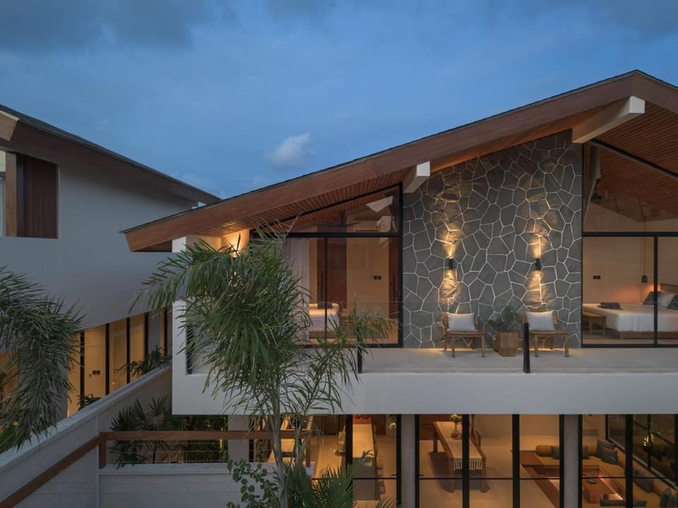 Property building, Night