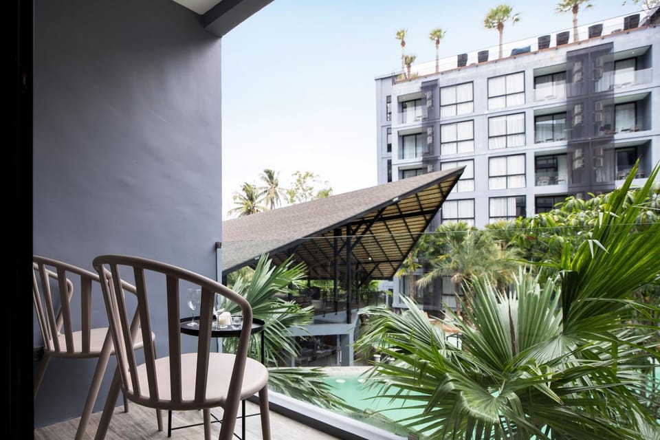 Balcony/Terrace, Garden view