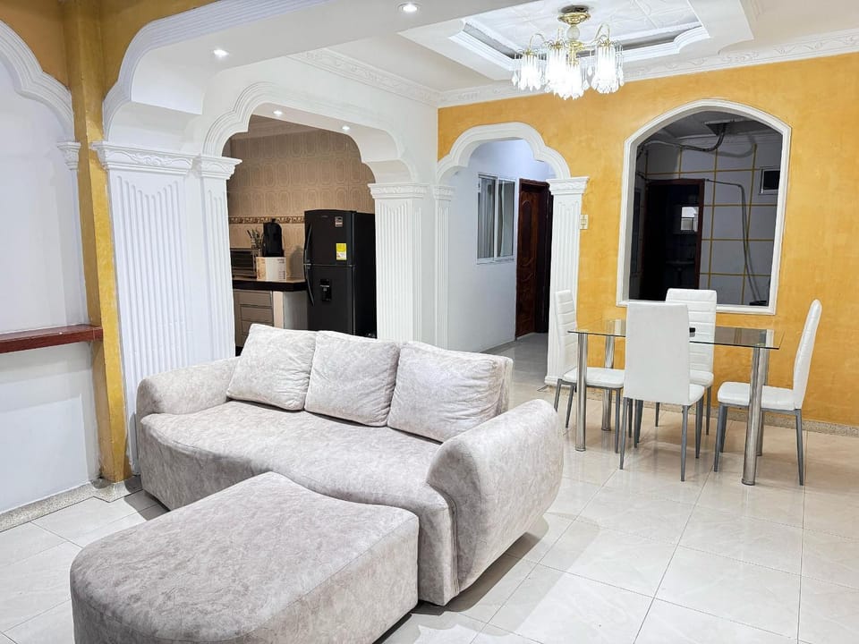 Living room, Dining area